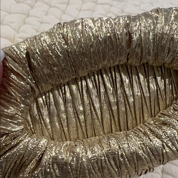 Vintage Gold Textured Evening Clutch - Picture 2 of 13